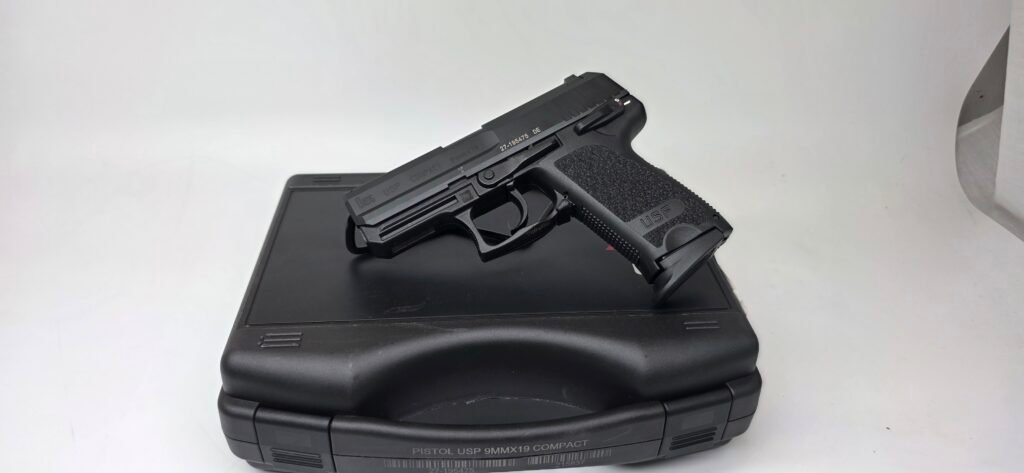 Heckler & Koch USP Compact V1 9MM